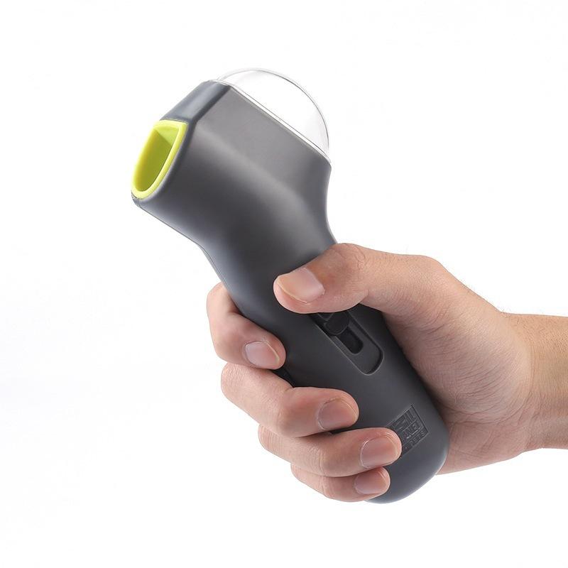 Autumn's Bliss ™ Pet Treat Launcher